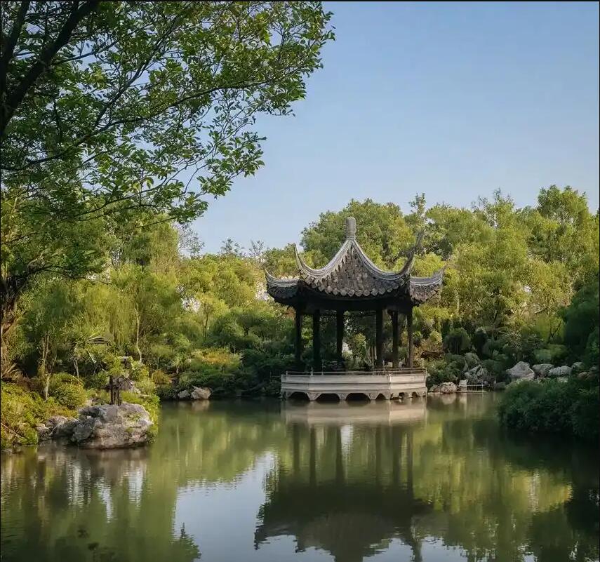 九里区向彤餐饮有限公司